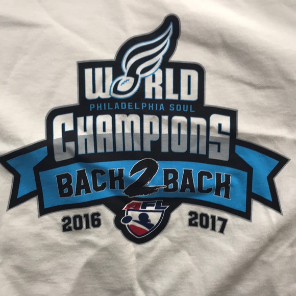 T shirt - Picture 2 of 3